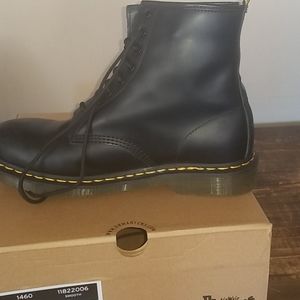Men's Dr. Martens 1460 Black